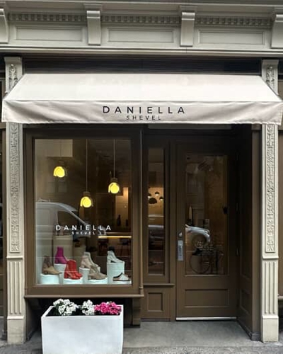 Retail Storefronts Photo